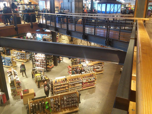Camping Store «REI», reviews and photos, 222 Yale Ave N, Seattle, WA 98109, USA
