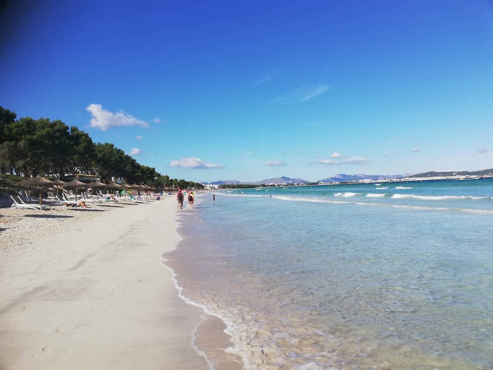 Foto av Alcudia Beach 2 med ljus fin sand yta