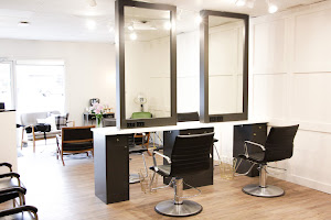 Savile Row Salon - Winnipeg Luxury Hair Salon, Stylists & Colouring