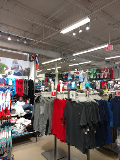 Clothing Store «Old Navy», reviews and photos, 36698 Bayside Outlet Dr, Rehoboth Beach, DE 19971, USA