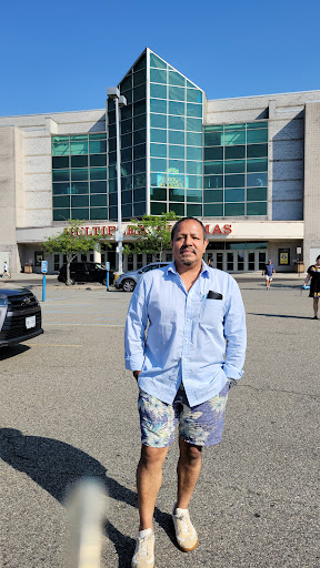 Movie Theater «College Point Multiplex Cinemas», reviews and photos, 2855 Ulmer St, Flushing, NY 11354, USA