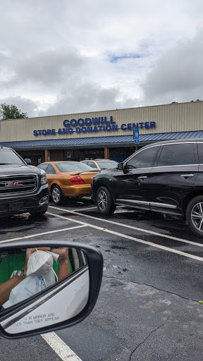 Thrift Store «Goodwill of North Georgia: Cobb Parkway Store and Donation Center», reviews and photos