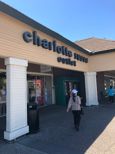 Shopping Mall «Vacaville Premium Outlets», reviews and photos, 321 Nut Tree Rd, Vacaville, CA 95687, USA