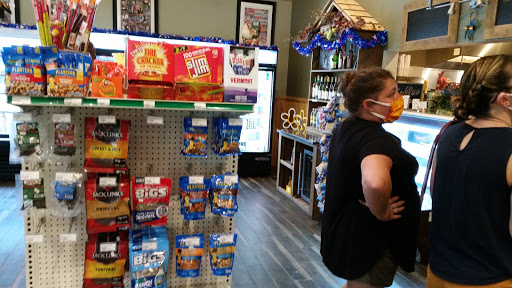 Restaurant «Cones Point General Store», reviews and photos, 3816 VT-30, Poultney, VT 05764, USA