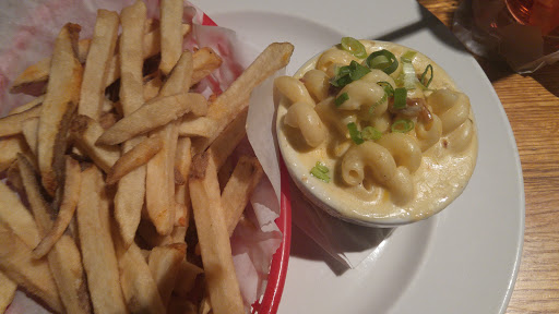 Pub «Wooden Nickel Pub & Eateries», reviews and photos, 1610 Pine St, Silverton, OR 97381, USA