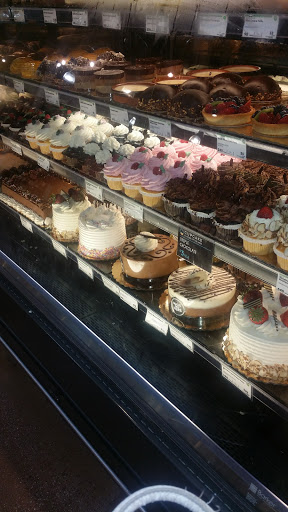 Grocery Store «Whole Foods Market», reviews and photos, 1800 Laskin Rd, Virginia Beach, VA 23454, USA