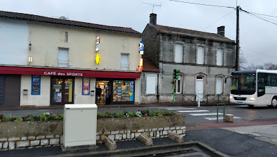 Le Café des Sports à L'Isle-d'Espagnac