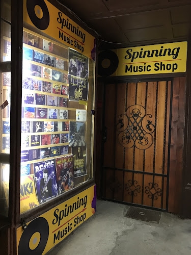 Spinning - Music Shop