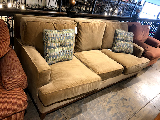 Thrift Store «City Opera Thrift Shop», reviews and photos