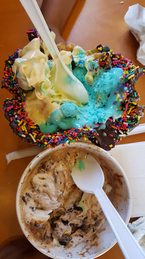 Ice Cream Shop «Cold Stone Creamery», reviews and photos, 1051 N Dupont Hwy, Dover, DE 19901, USA