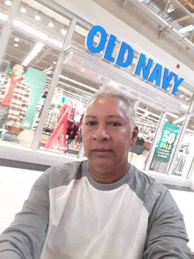 Clothing Store «Old Navy», reviews and photos, 1470 Palisades Center Dr, West Nyack, NY 10994, USA