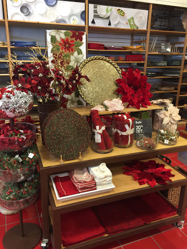 Home Goods Store «Pier 1 Imports», reviews and photos, 700 Commerce Blvd, Dickson City, PA 18519, USA