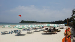 Photo de Minh Chau Beach situé dans une zone naturelle