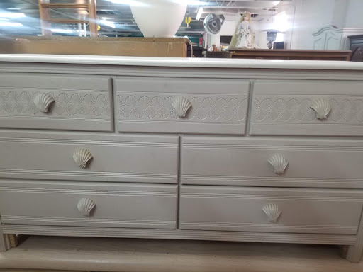 Used Furniture Store «C&D Second Chance», reviews and photos, 201 N Poplar Ave, Sanford, FL 32771, USA