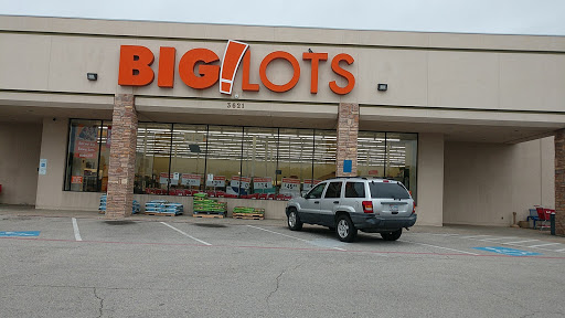 Big Lots, 3621 N Josey Ln, Carrollton, TX 75007, USA, 