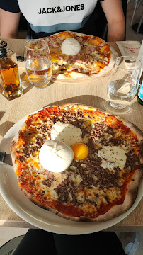 Pizza du Restaurant italien Signorizza Ormes - n°17