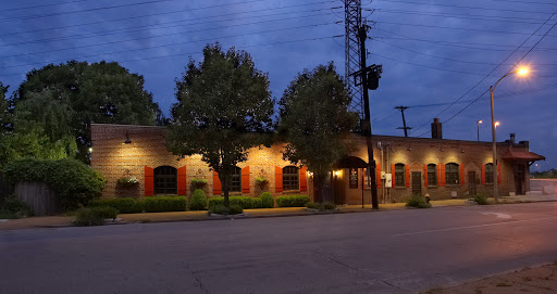 City Cottage on Chouteau