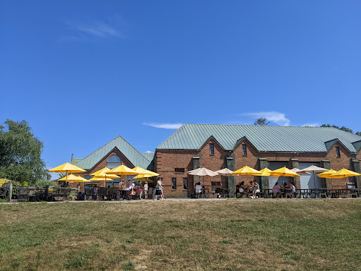 Vineyard «Duck Walk Vineyard», reviews and photos, 231 Montauk Hwy, Water Mill, NY 11976, USA