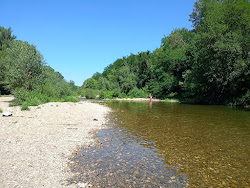 Plage Le Rocher'in fotoğrafı ve yerleşim