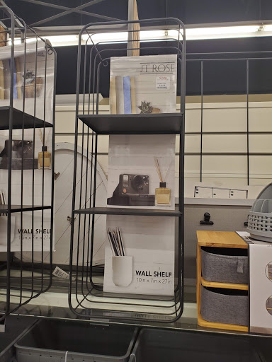 Department Store «T.J. Maxx and HomeGoods», reviews and photos, 3205 Woodward Crossing Blvd, Buford, GA 30519, USA