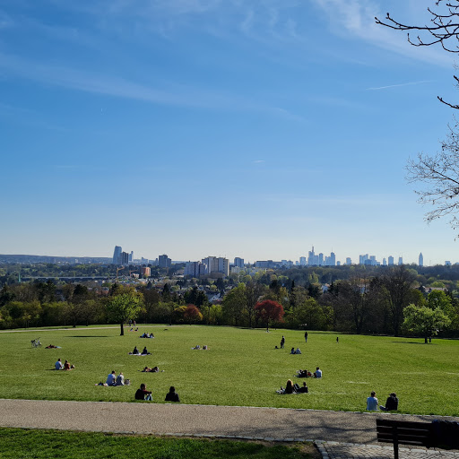 Parks with bar in Frankfurt