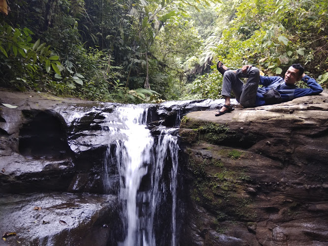 Air Terjun Bertingkat - Cigugur