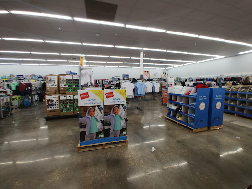 Discount Store «Walmart», reviews and photos, 3300 Crain Hwy, Bowie, MD 20716, USA