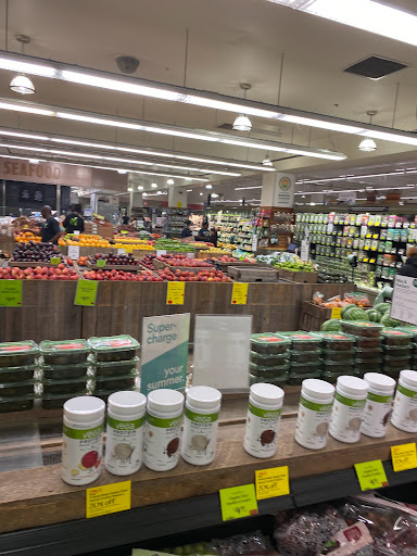 Grocery Store «Whole Foods Market», reviews and photos, Whole Foods Market, 110 Bloomingdale Rd, White Plains, NY 10605, USA