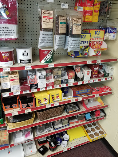 Tobacco Shop «Discount Smoke Shop», reviews and photos, 1169 N 2nd St, Springfield, IL 62702, USA