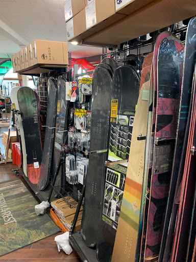 Outdoor Sports Store «2nd Wind Sports», reviews and photos, 202 State St, Hood River, OR 97031, USA