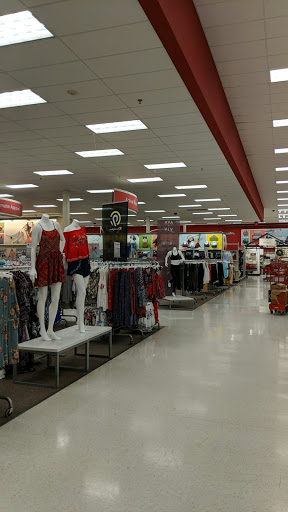 Department Store «Target», reviews and photos, 12197 Sunset Hills Rd, Reston, VA 20190, USA