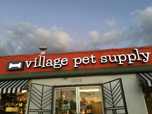 Pet Supply Store «Village Pet Supply», reviews and photos, 4838 Laurel Canyon Blvd, Valley Village, CA 91607, USA