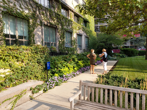 Book Store «University of Chicago Bookstore», reviews and photos, 970 E 58th St, Chicago, IL 60637, USA