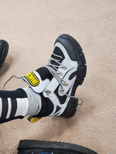 Boutique «Gucci Outlet», reviews and photos, 50 Hartz Way, Secaucus, NJ 07094, USA