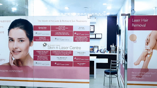 Dr.Sandesh Gupta Dermatologist in Delhi (Skin specialist)