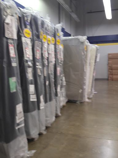 Appliance Store «Sears Outlet», reviews and photos, 2401 S Vineyard Ave, Ontario, CA 91761, USA