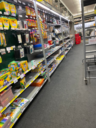 Office Supply Store «Staples», reviews and photos, 24-41 31st St, Astoria, NY 11102, USA