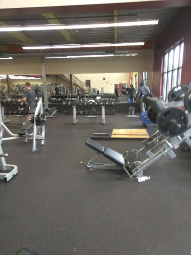 Health Club «Onelife Fitness - Chesapeake Square Gym», reviews and photos, 4628 Portsmouth Blvd, Chesapeake, VA 23321, USA