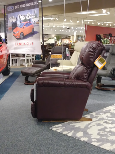 Furniture Store «Langlois Furniture, Mattress and Appliance Store», reviews and photos, 3000 Henry St, Norton Shores, MI 49441, USA