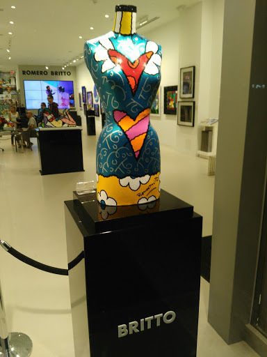 Movie Theater «Regal Cinemas South Beach 18 & IMAX», reviews and photos, 1120 Lincoln Rd, Miami Beach, FL 33139, USA