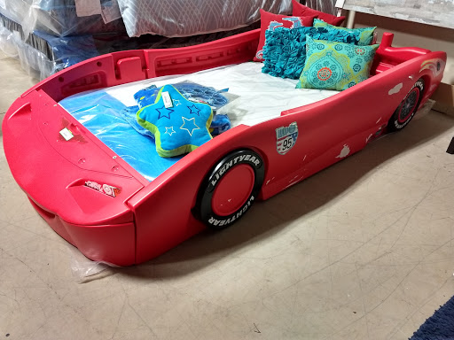 Consignment Shop «New Leaf Home Furnishings», reviews and photos, 2449 Pierce Dr #3, Spring Grove, IL 60081, USA