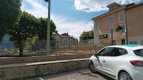 Borne de recharge de véhicules électriques Réseau eborn Charging Station Voreppe