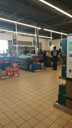 Supermarket «ALDI», reviews and photos, 398 S Weber Rd, Romeoville, IL 60446, USA