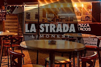 Atmosphère du Pizzeria Pizza & Tacos Strada à Limonest - n°1