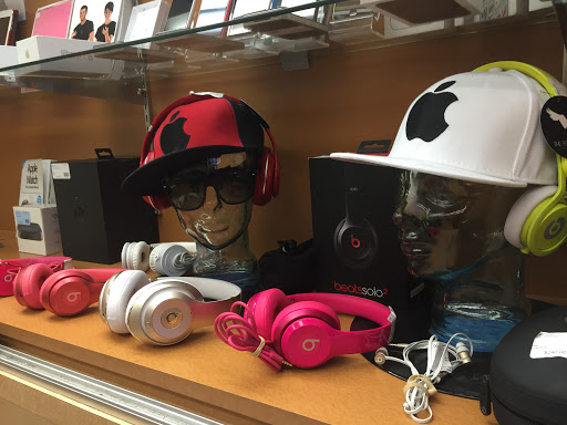 Electronics Store «Ninja Electronics», reviews and photos, 443 Wood St, Pittsburgh, PA 15222, USA