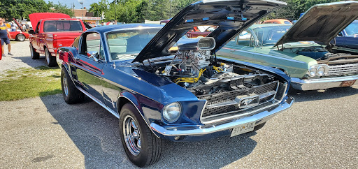 Auto Body Shop «Maaco Collision Repair & Auto Painting», reviews and photos, 735 Carlisle St, Hanover, PA 17331, USA