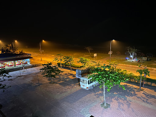 Nhà khách Việt Lào