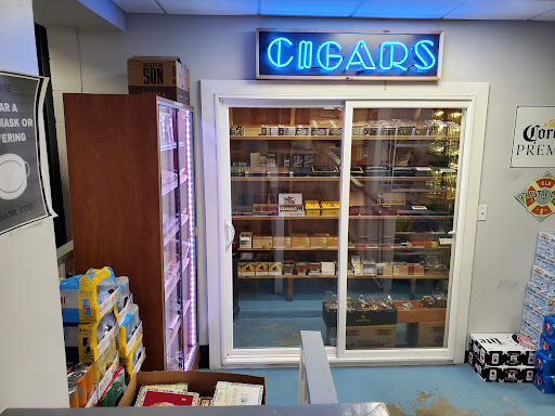 Tobacco Shop «Discount Tobacco», reviews and photos, 284 Main St, Antioch, IL 60002, USA