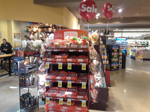 Shopping Mall «Crystal Springs Shopping Village», reviews and photos, 100 De Anza Blvd, San Mateo, CA 94402, USA