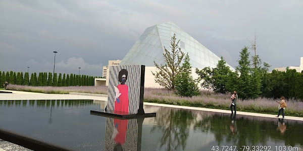 Aga Khan Museum